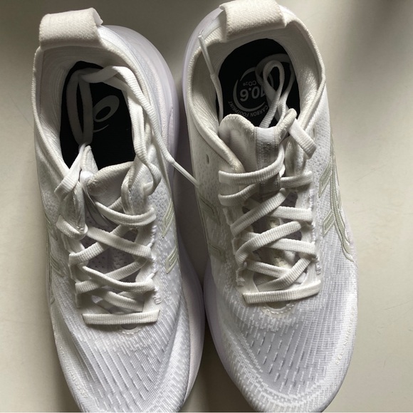 ASICS Gel Nimbus Women’s Running Shoes - Picture 4 of 4